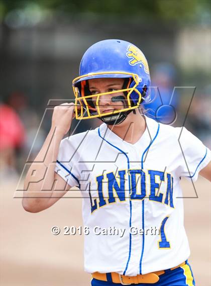 Thumbnail 1 in Ripon vs. Linden (CIF SJS D5 Final) photogallery.