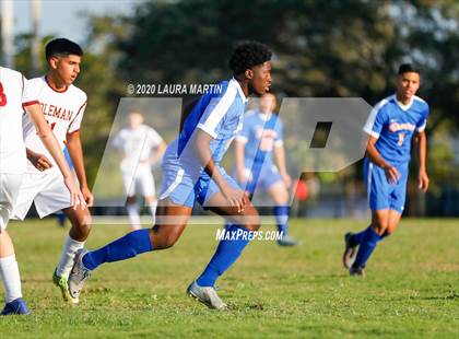 Thumbnail 2 in Goleman @ Hollywood Hills photogallery.