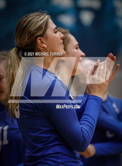 Thumbnail 1 in Parma vs Sugar-Salem (3A State Final)  photogallery.