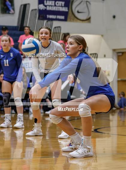 Thumbnail 2 in Parma vs Sugar-Salem (3A State Final)  photogallery.
