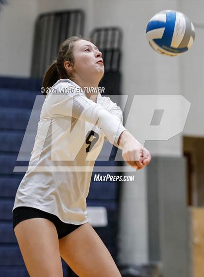 Thumbnail 2 in Parma vs Sugar-Salem (3A State Final)  photogallery.