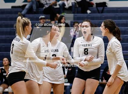 Thumbnail 3 in Parma vs Sugar-Salem (3A State Final)  photogallery.