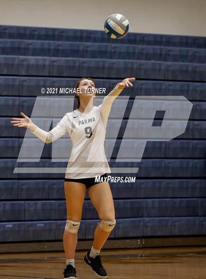 Thumbnail 1 in Parma vs Sugar-Salem (3A State Final)  photogallery.