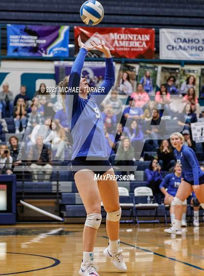 Thumbnail 2 in Parma vs Sugar-Salem (3A State Final)  photogallery.