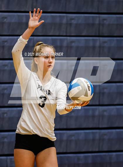 Thumbnail 1 in Parma vs Sugar-Salem (3A State Final)  photogallery.
