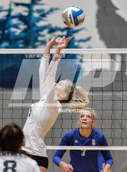 Thumbnail 1 in Parma vs Sugar-Salem (3A State Final)  photogallery.