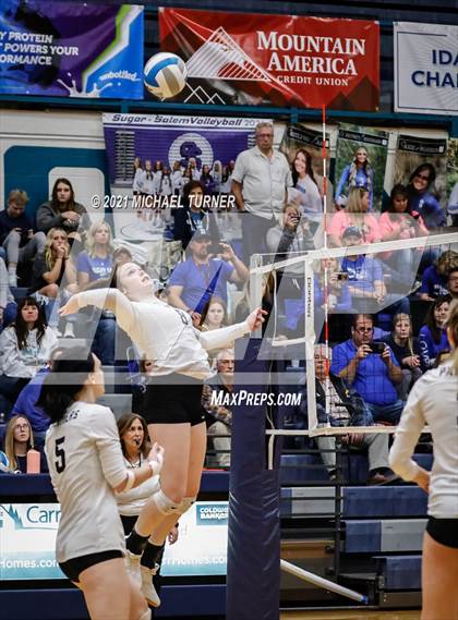 Thumbnail 2 in Parma vs Sugar-Salem (3A State Final)  photogallery.
