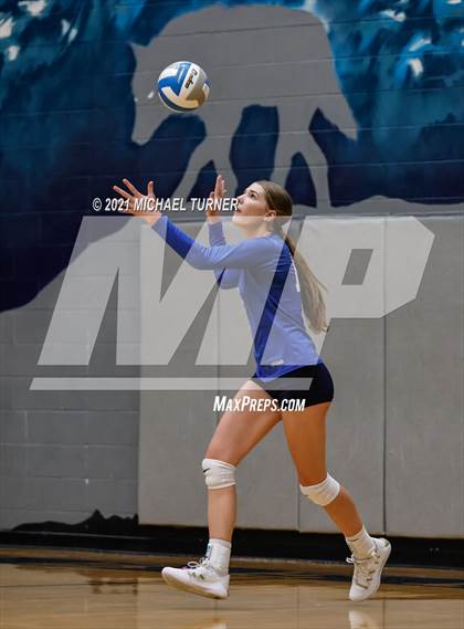 Thumbnail 1 in Parma vs Sugar-Salem (3A State Final)  photogallery.