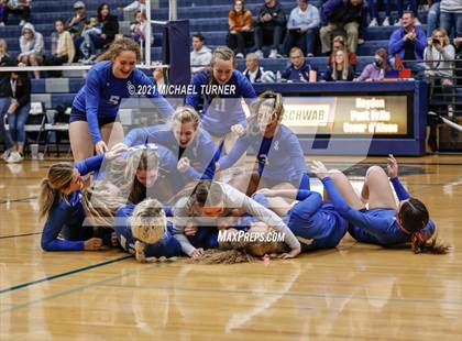 Thumbnail 1 in Parma vs Sugar-Salem (3A State Final)  photogallery.