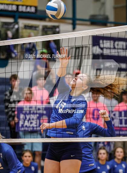 Thumbnail 3 in Parma vs Sugar-Salem (3A State Final)  photogallery.