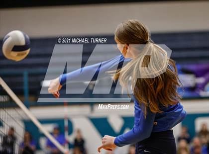 Thumbnail 3 in Parma vs Sugar-Salem (3A State Final)  photogallery.