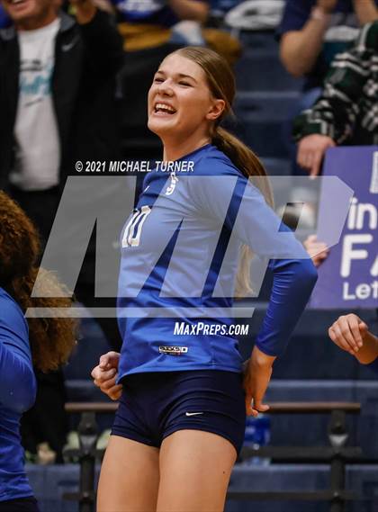 Thumbnail 2 in Parma vs Sugar-Salem (3A State Final)  photogallery.