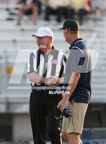 Thumbnail 2 in Oak Ridge @ Burbank photogallery.