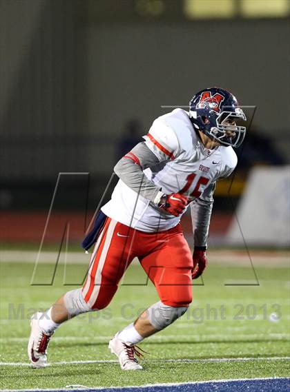 Thumbnail 1 in Boyd vs McKinney photogallery.