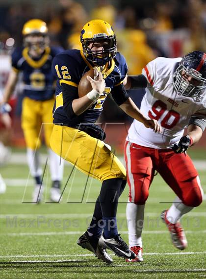 Thumbnail 3 in Boyd vs McKinney photogallery.