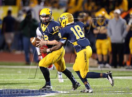 Thumbnail 1 in Boyd vs McKinney photogallery.