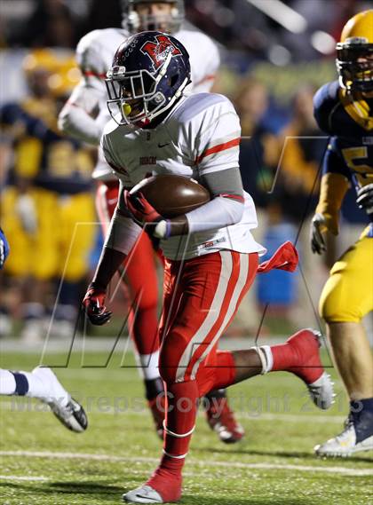 Thumbnail 1 in Boyd vs McKinney photogallery.