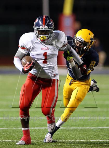 Thumbnail 3 in Boyd vs McKinney photogallery.