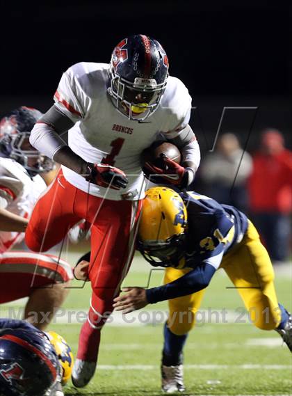 Thumbnail 2 in Boyd vs McKinney photogallery.