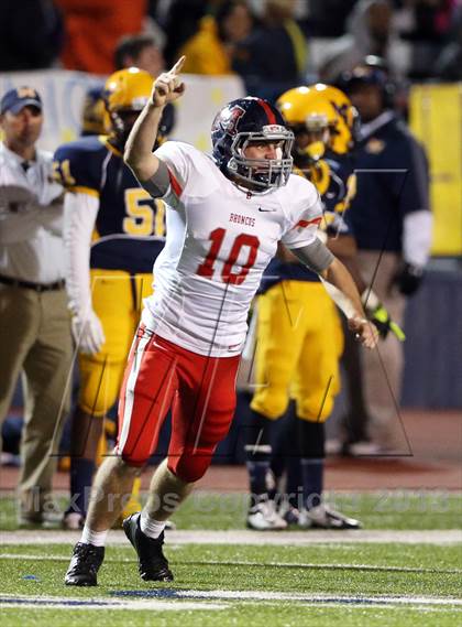 Thumbnail 3 in Boyd vs McKinney photogallery.