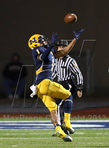 Thumbnail 3 in Boyd vs McKinney photogallery.