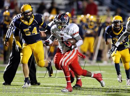 Thumbnail 3 in Boyd vs McKinney photogallery.
