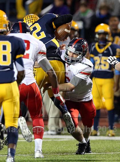 Thumbnail 2 in Boyd vs McKinney photogallery.
