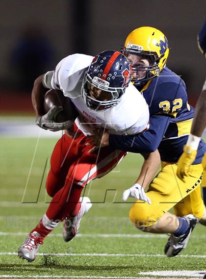 Thumbnail 1 in Boyd vs McKinney photogallery.