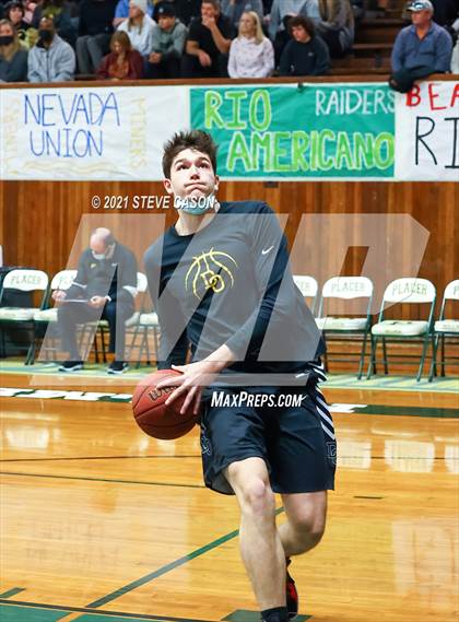Thumbnail 1 in Del Oro vs Placer (Kendall Arnett Tournament) photogallery.