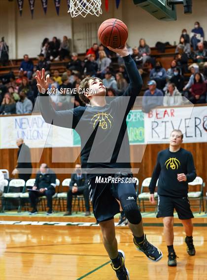 Thumbnail 2 in Del Oro vs Placer (Kendall Arnett Tournament) photogallery.