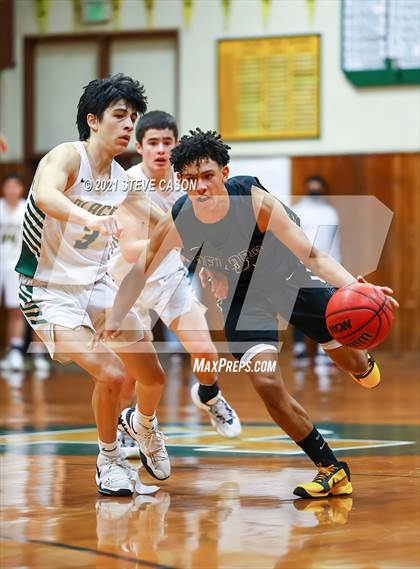 Thumbnail 3 in Del Oro vs Placer (Kendall Arnett Tournament) photogallery.