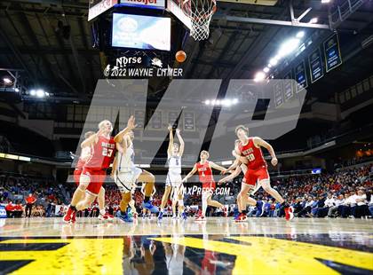 Thumbnail 3 in Dixie Heights vs Covington Catholic (9th Region Championship) photogallery.