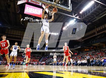 Thumbnail 2 in Dixie Heights vs Covington Catholic (9th Region Championship) photogallery.
