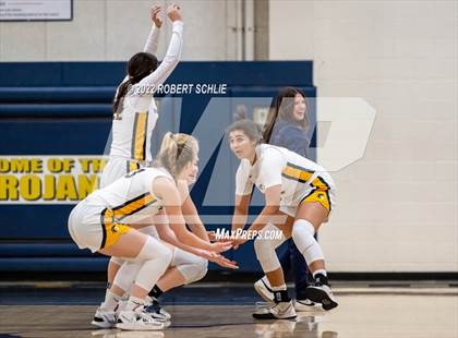 Thumbnail 2 in Franklin vs Oak Ridge (Trojan Toss Up) photogallery.