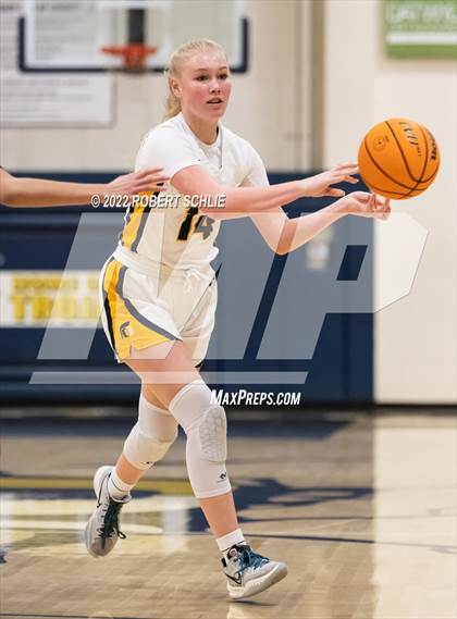 Thumbnail 3 in Franklin vs Oak Ridge (Trojan Toss Up) photogallery.