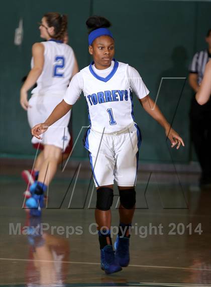 Thumbnail 3 in La Jolla Country Day vs. Mark Keppel (Paul Pierce Classic) photogallery.
