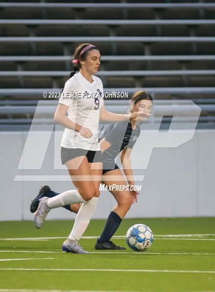 Thumbnail 3 in Kingwood photogallery.