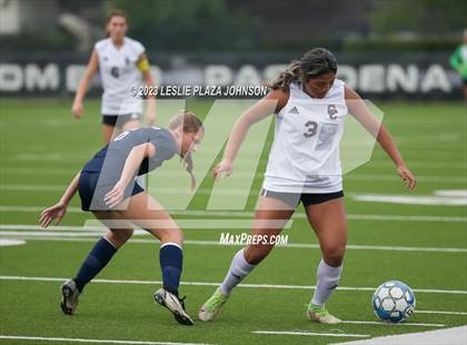Thumbnail 3 in Kingwood photogallery.