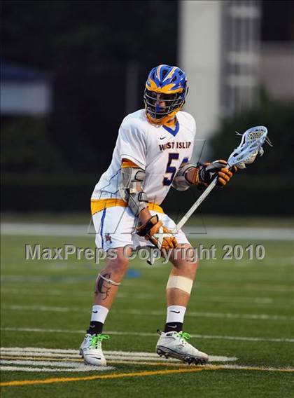 Thumbnail 3 in West Islip vs. Lakeland-Panas (NYSPHSAA Class A Semifinal) photogallery.