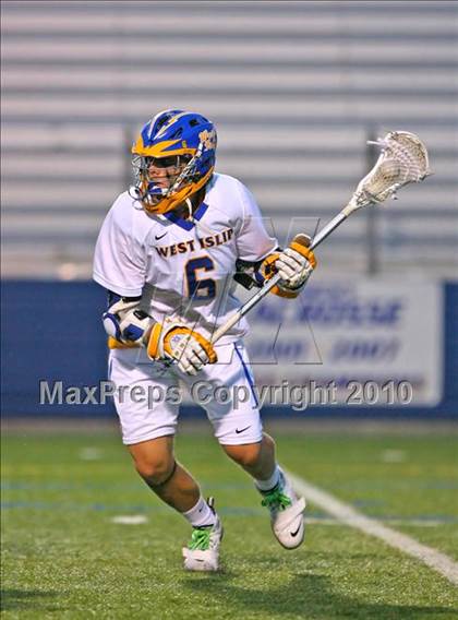 Thumbnail 2 in West Islip vs. Lakeland-Panas (NYSPHSAA Class A Semifinal) photogallery.