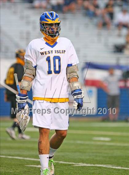 Thumbnail 3 in West Islip vs. Lakeland-Panas (NYSPHSAA Class A Semifinal) photogallery.