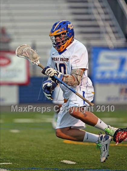 Thumbnail 2 in West Islip vs. Lakeland-Panas (NYSPHSAA Class A Semifinal) photogallery.