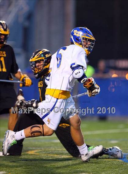 Thumbnail 2 in West Islip vs. Lakeland-Panas (NYSPHSAA Class A Semifinal) photogallery.