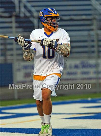 Thumbnail 1 in West Islip vs. Lakeland-Panas (NYSPHSAA Class A Semifinal) photogallery.
