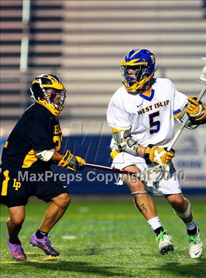 Thumbnail 3 in West Islip vs. Lakeland-Panas (NYSPHSAA Class A Semifinal) photogallery.