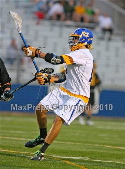 Thumbnail 1 in West Islip vs. Lakeland-Panas (NYSPHSAA Class A Semifinal) photogallery.