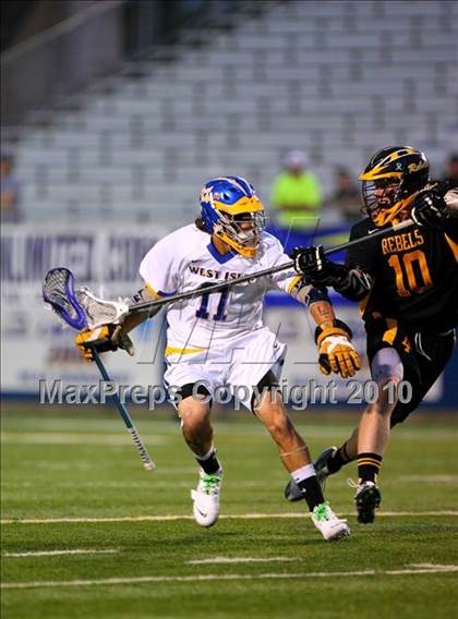 Thumbnail 3 in West Islip vs. Lakeland-Panas (NYSPHSAA Class A Semifinal) photogallery.