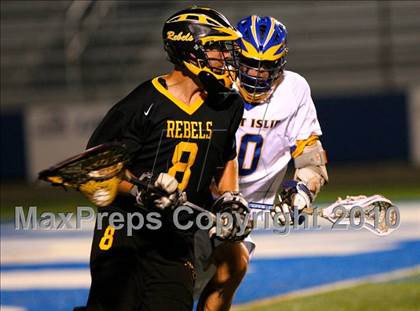 Thumbnail 1 in West Islip vs. Lakeland-Panas (NYSPHSAA Class A Semifinal) photogallery.