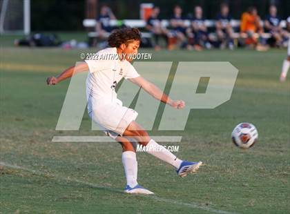 Thumbnail 3 in Southern Lee vs Terry Sanford (Miller's Crew Battle for the Bell Championship) photogallery.