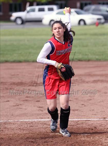 Thumbnail 1 in Iroquois vs Cheektowaga (Section 6 Class A Prequarterfinal) photogallery.